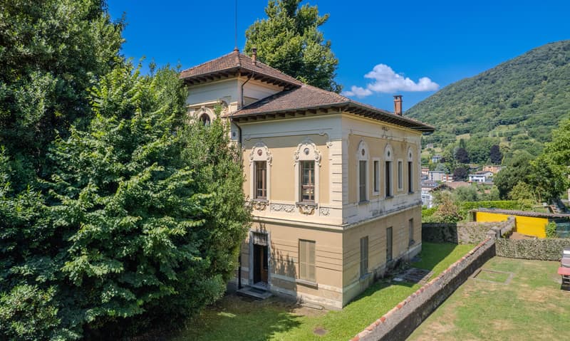 STORICA VILLA LIBERTY CON TERRENO EDIFICABILE A TESSERETE (9)