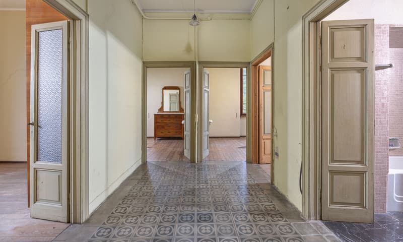 STORICA VILLA LIBERTY CON TERRENO EDIFICABILE A TESSERETE (7)