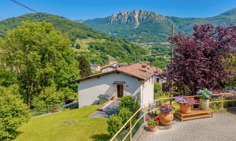 BELLA CASA TICINESE 3.5 CON TERRENO EDIFICABILE A LUGAGGIA (11)