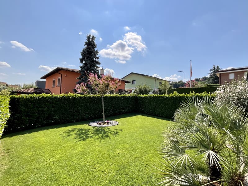 BELLA E SPAZIOSA VILLETTA 7.5 LOCALI A SAN PIETRO DI STABIO (3)