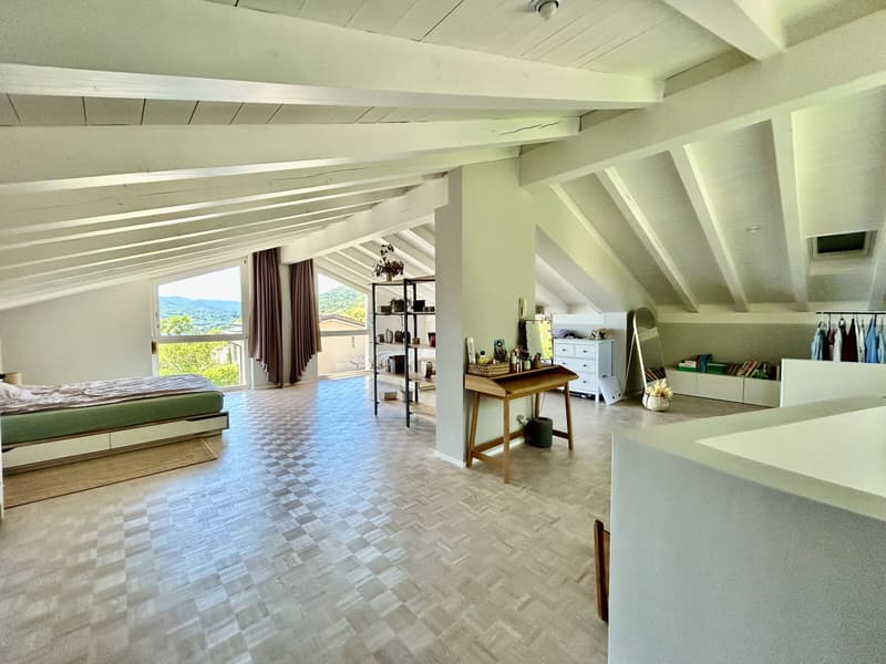 AFFITTASI AMPIA VILLA A SCHIERA 6 LOCALI VISTA LAGO A NEGGIO (8)