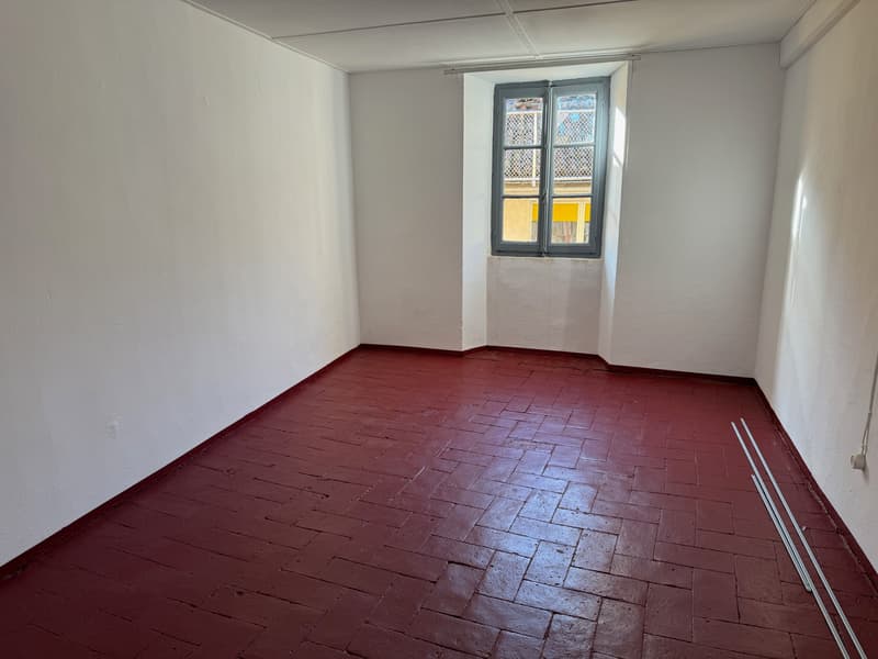 CASA 11.5 LOCALI DA RISTRUTTURARE A RIVA SAN VITALE CENTRO (3)