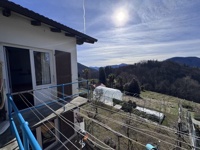 CARATTERISTICA CASA CON VISTA PANORAMICA A BEDIGLIORA (7)