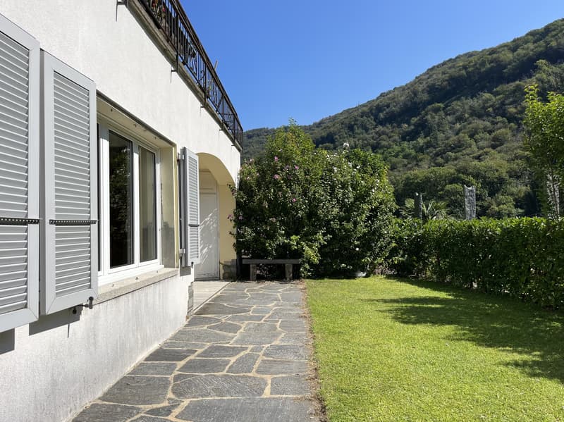 MODERNO 2.5 LOCALI CON PISCINA E GIARDINO PRIVATO A BARBENGO (8)