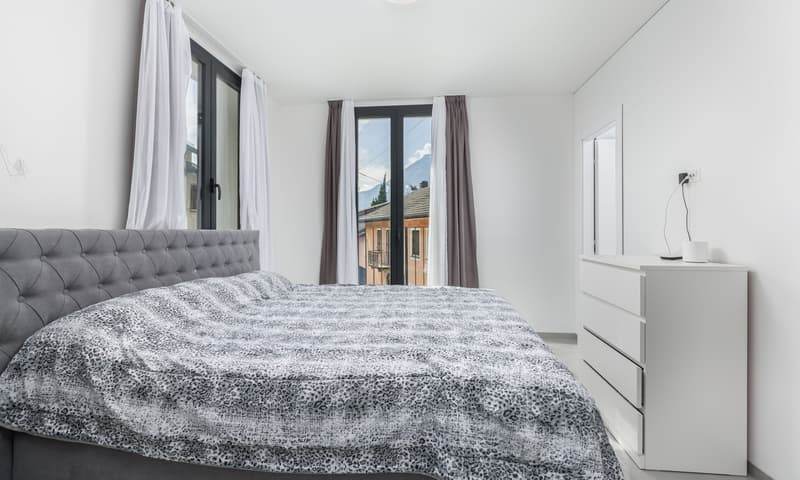 MODERNA CASA UNIFAMILIARE 5.5 CON VISTA APERTA A OSOGNA (6)