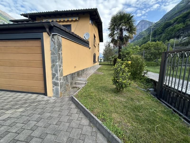 GRANDE CASA DI 6 LOCALI CON AMPIO GIARDINO A CRESCIANO (9)