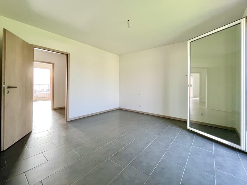 AFFITTASI SPLENDIDO 4.5 LOCALI DUPLEX CON TERRAZZA A STABIO (6)