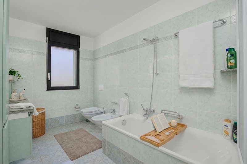 AMPIO 4.5 LOCALI CON GIARDINO IN BIFAMILIARE A SEMENTINA (8)