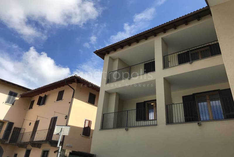 BELLISSIMO 3.5 LOCALI ALL'ULTIMO PIANO A RANCATE (9)
