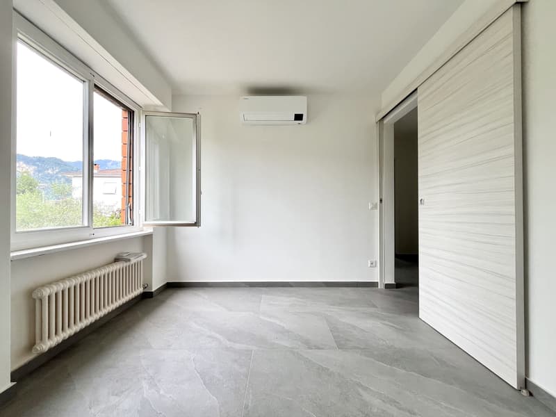 BELLISSIMO 3.5 LOCALI COME NUOVO CON TERRAZZA A MENDRISIO (5)