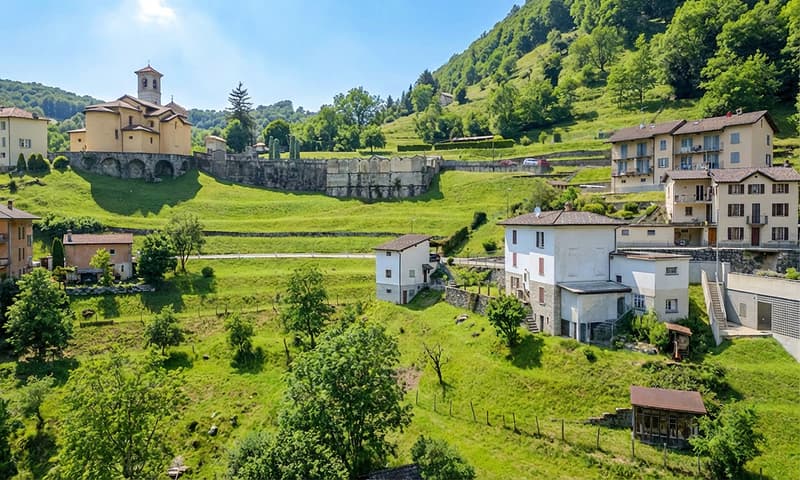 AFFARE - CASA 5.5 LOCALI IN POSIZIONE PANORAMICA AD AROGNO (5)