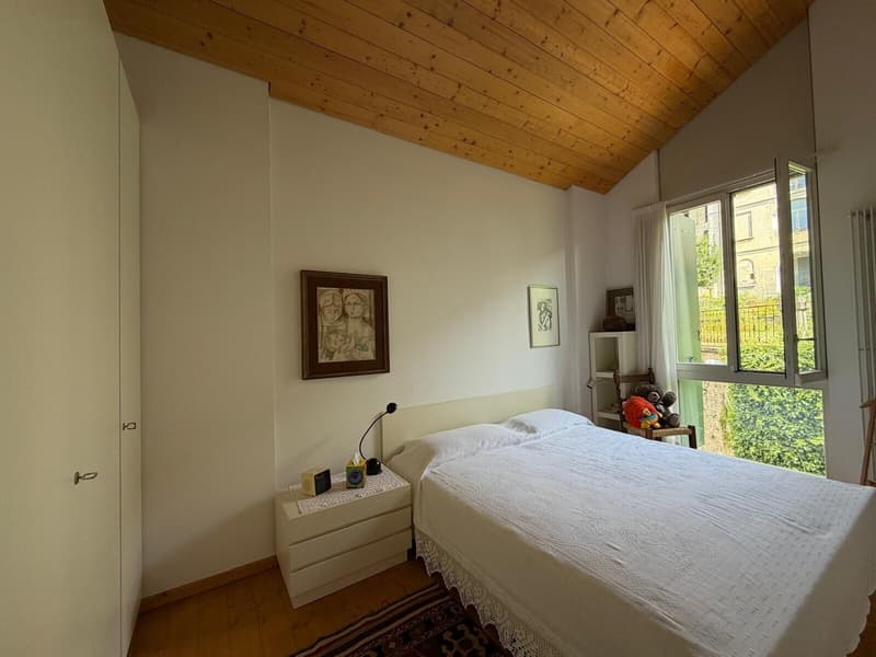 CASA TICINESE 6.5 LOCALI CON GIARDINO E PISCINA A CURIO (6)
