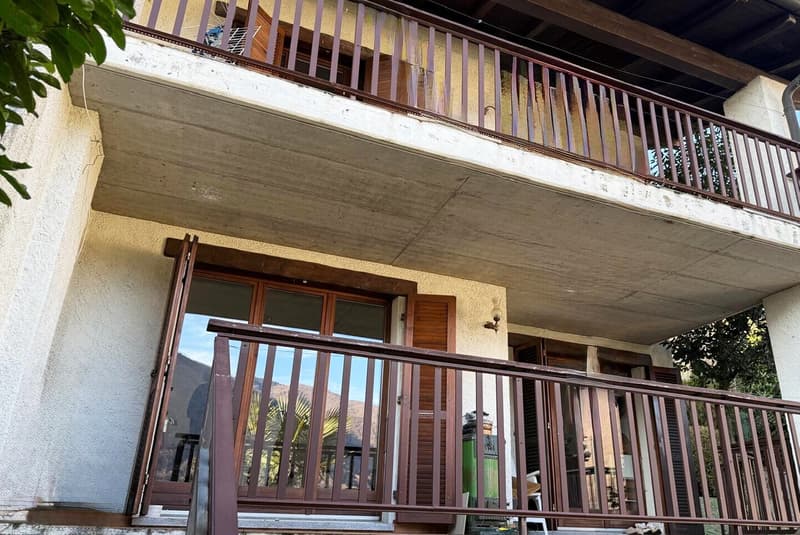 BELLA VILLETTA 4 LOCALI CON 2 TERRAZZE E GIARDINO AD AROGNO (5)