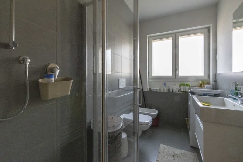 LUMINOSO E MODERNO 3.5 LOCALI IN NUOVA RESIDENZA A RANCATE (7)