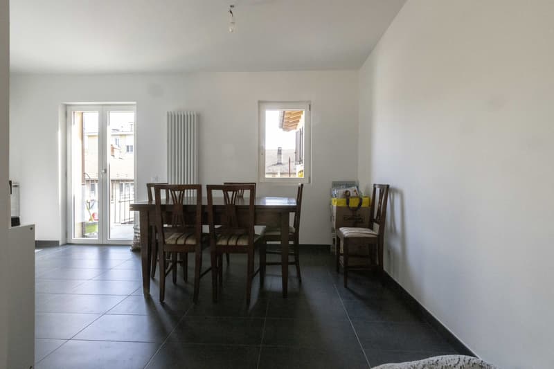LUMINOSO E MODERNO 3.5 LOCALI IN NUOVA RESIDENZA A RANCATE (2)