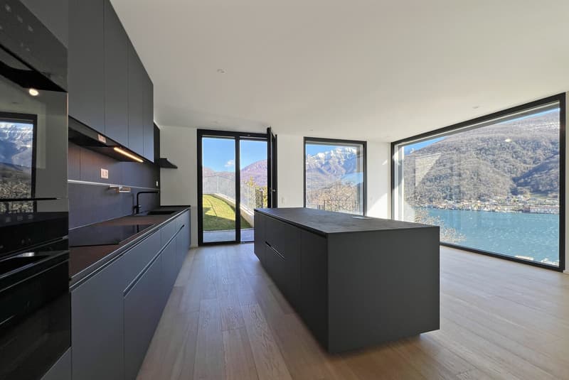 MAGNIFICA VILLA 7.5 LOCALI CON VISTA DA SOGNO A VICO MORCOTE (2)