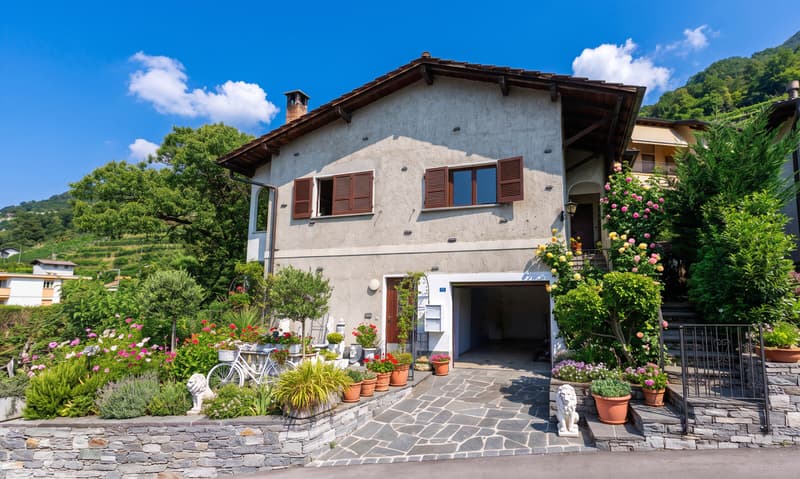 BELLA CASA TICINESE DI 5.5 LOCALI CON VISTA LAGO A CUGNASCO (8)