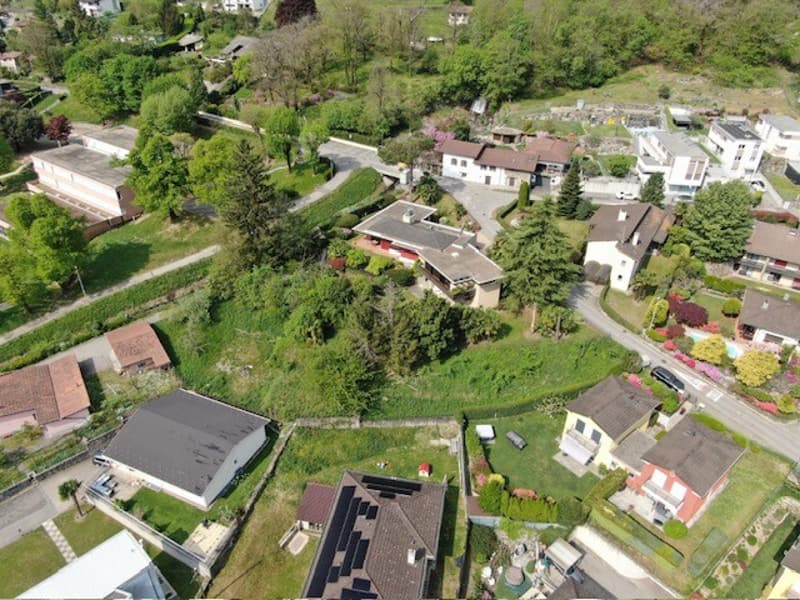 AMPIO TERRENO EDIFICABILE CON PROGETTO APPROVATO A MEZZOVICO (2)