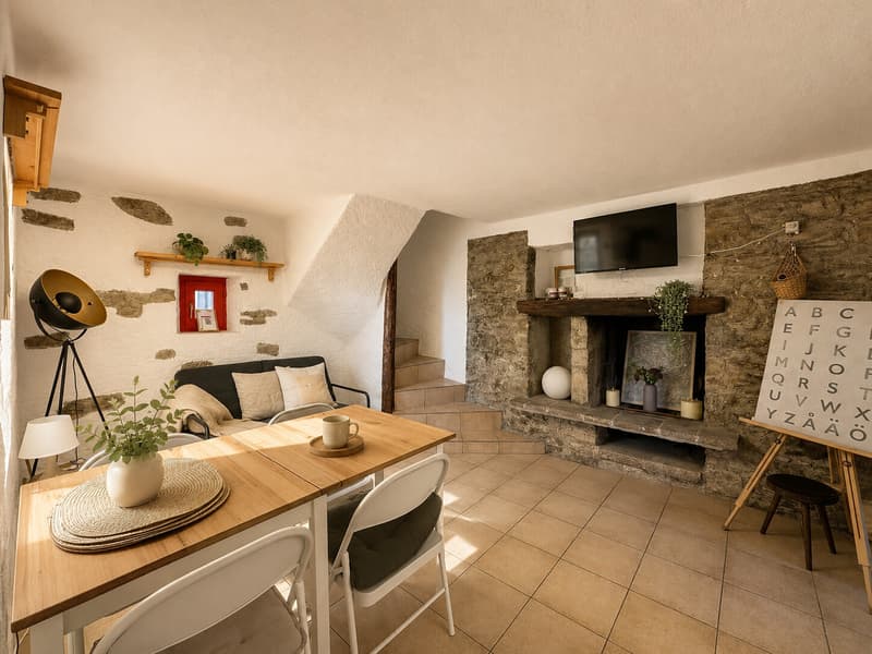CONFORTEVOLE CASA 3.5 LOCALI DAL FASCINO STORICO A CAMIGNOLO (2)