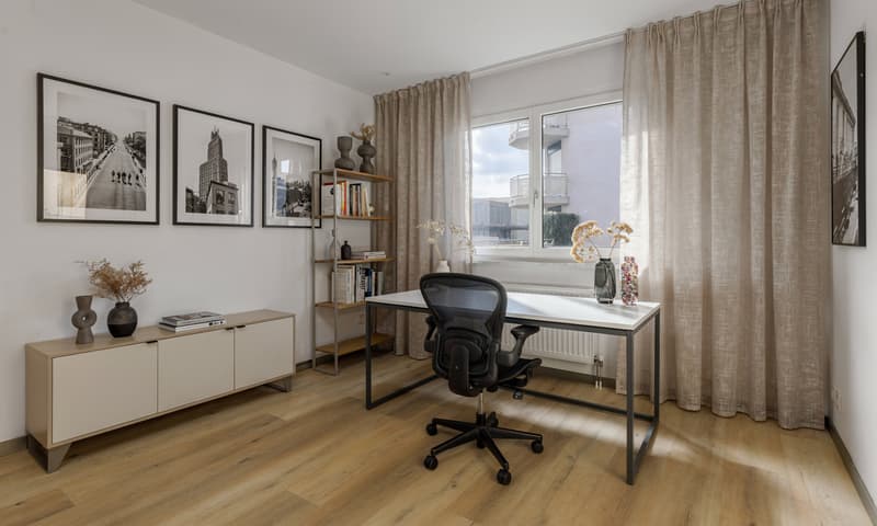 LUMINOSO ED AMPIO 3.5 LOCALI CON GIARDINO A VIGANELLO (8)