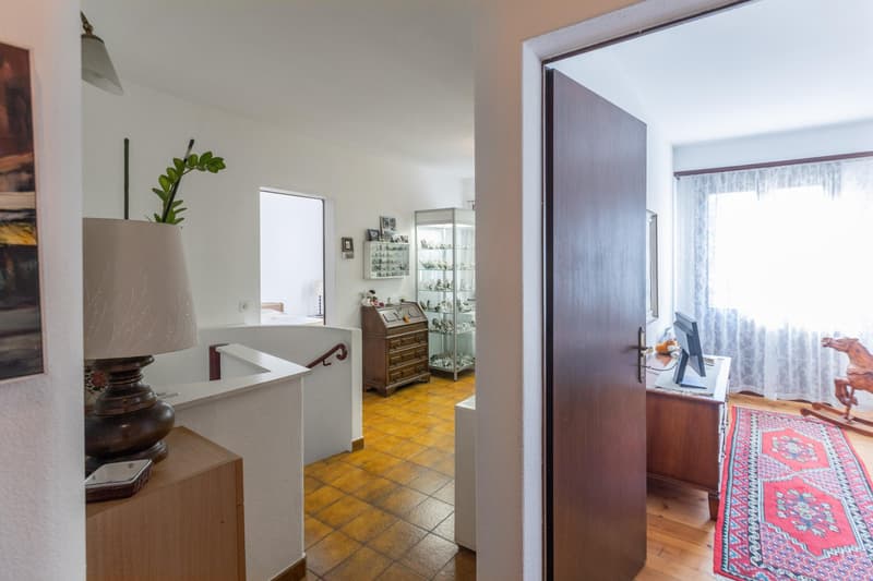 SPLENDIDA CASA DI 3.5 LOCALI CON TERRAZZE A PONTE TRESA (10)