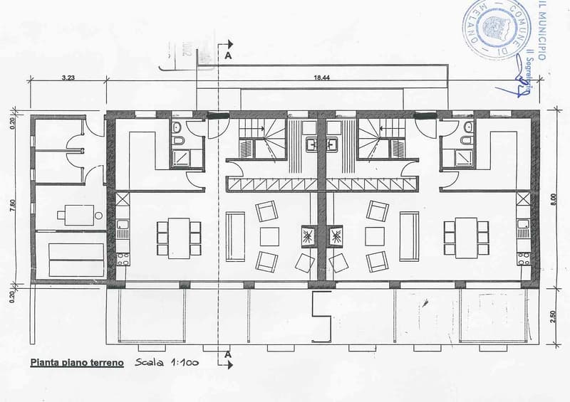 CASA GEMELLA DI 8.5 LOCALI CON PISCINA E TERRENO A MELANO (11)