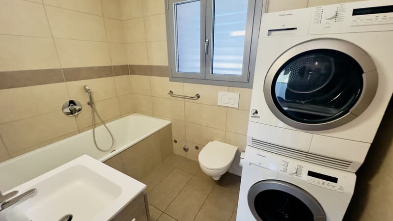 MODERNO E LUMINOSO 2.5 LOCALI CON AMPIA TERRAZZA A GRAVESANO (7)