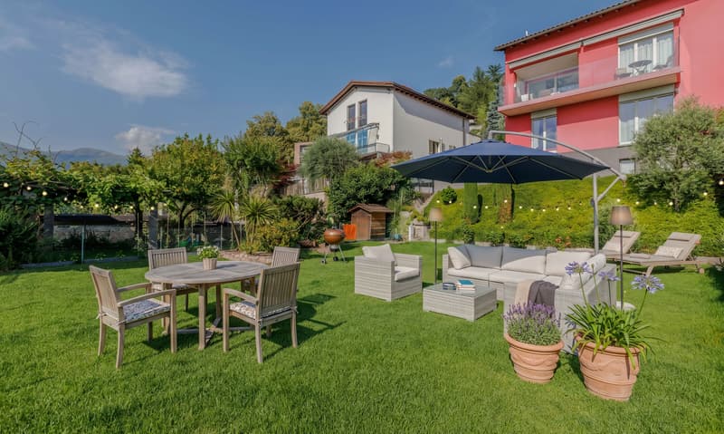 ESCLUSIVA VILLA 6.5 CON GIARDINO E VISTA APERTA A DAVESCO (8)