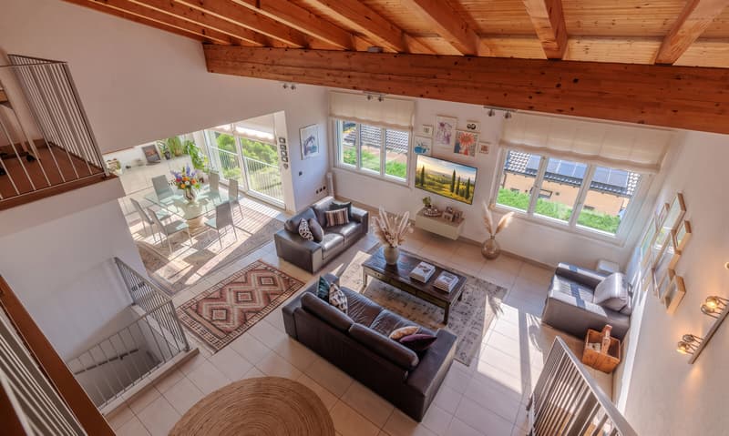 BELLA CASA MODERNA PANORAMICA DI 5.5 LOCALI A CAPOLAGO (1)