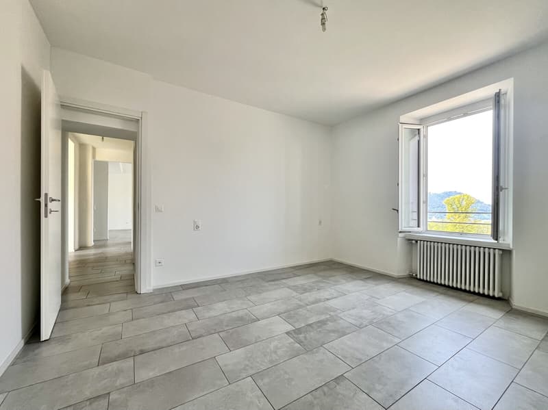 AMPIO 3.5 LOCALI RINNOVATO ULTIMO PIANO A MORBIO INFERIORE (8)