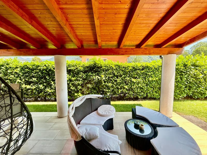 BELLISSIMA CASA DI 5.5 LOCALI CON GIARDINO A MEZZOVICO (5)