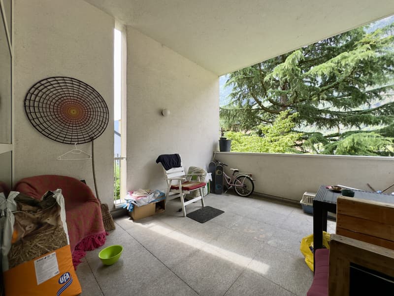 MODERNA CASA 7 LOCALI CON AMPIO GIARDINO A GIORNICO (4)