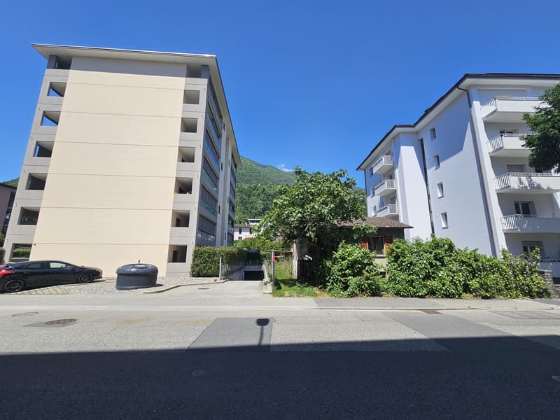 BELLISSIMO TERRENO CON LICENZA APPROVATA A LOCARNO (2)