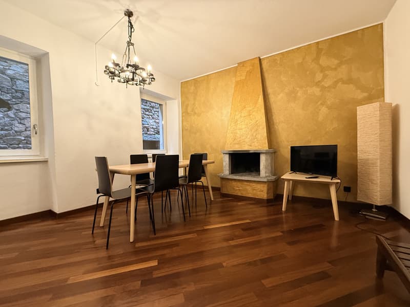 AFFITTASI ESCLUSIVO 4 LOCALI IN PALAZZO STORICO A MORCOTE (3)