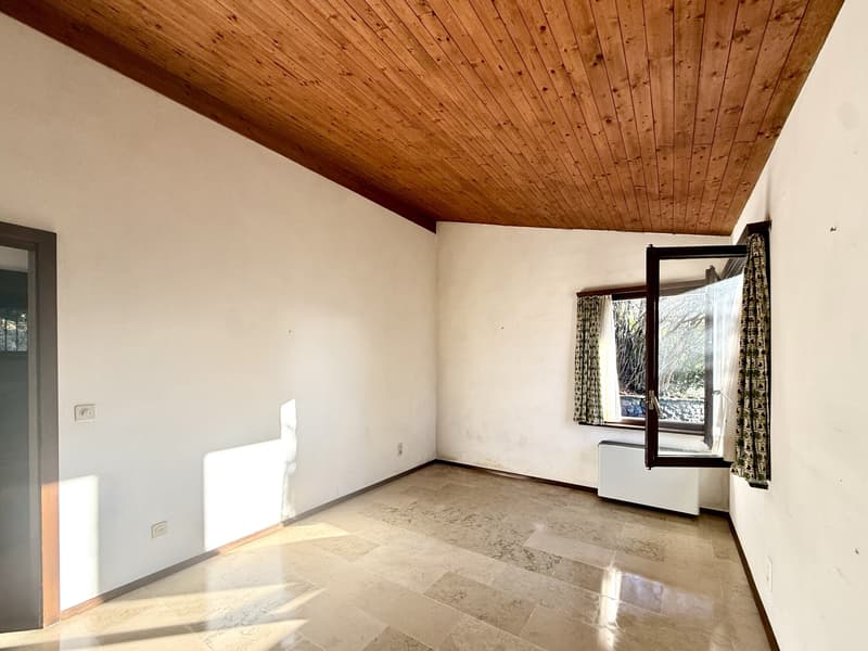 AMPIA CASA 4.5 LOCALI CON SPETTACOLARE VISTA LAGO AD AROGNO (8)