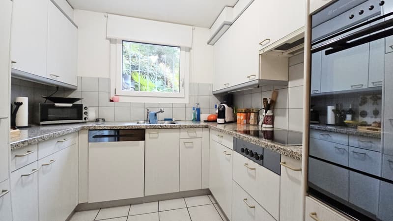 VILLA DI 5.5 LOCALI CON VISTA SUL LAGO MAGGIORE A PIANEZZO (4)