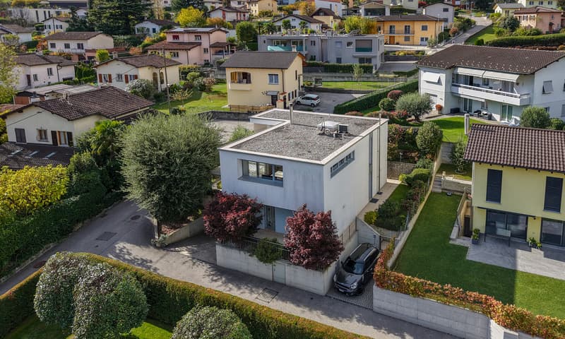 ELEGANTE E MODERNA VILLA ALTO STANDING 6.5 LOC. A TORRICELLA (10)