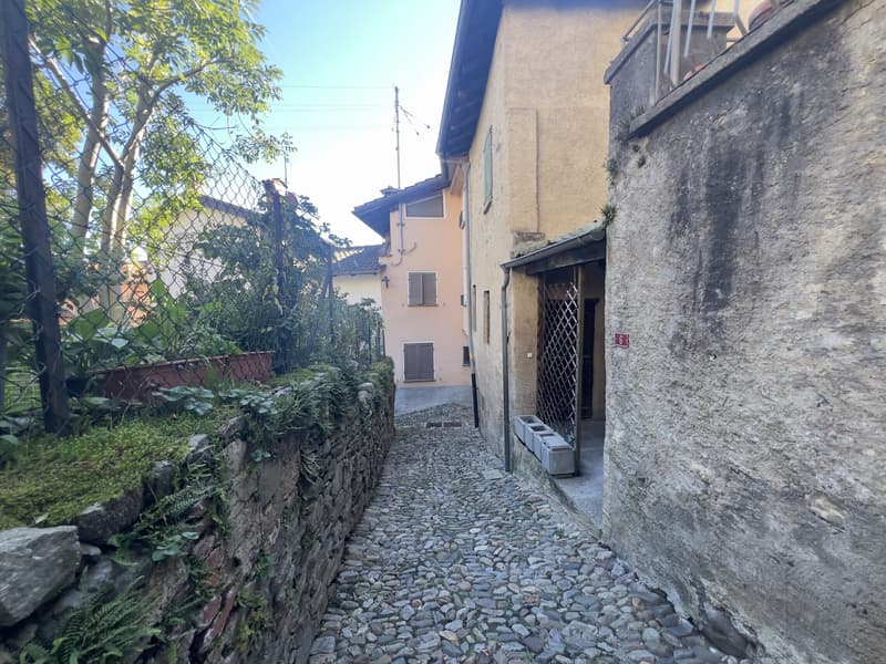 STORICA CASA DI NUCLEO DI 4 LOCALI CON MANSARDA A MIGLIEGLIA (1)