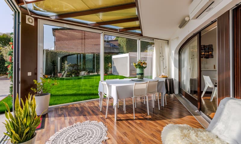 SPLENDIDA VILLA 6.5 LOCALI VISTA LAGO CON PISCINA A BIOGGIO (5)