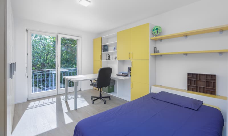 SPLENDIDA VILLA VISTA LAGO 7.5 LOCALI NEL VERDE A NEGGIO (7)