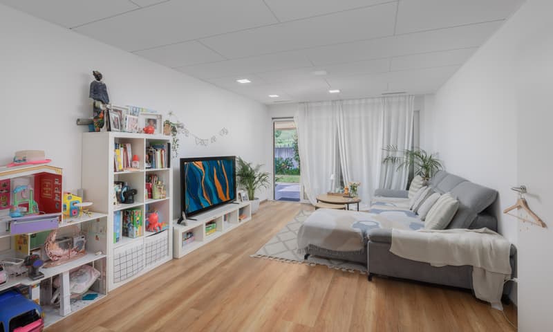 SPLENDIDO 4.5 LOCALI CON GIARDINO PRIVATO A LUGANO FIGINO (1)