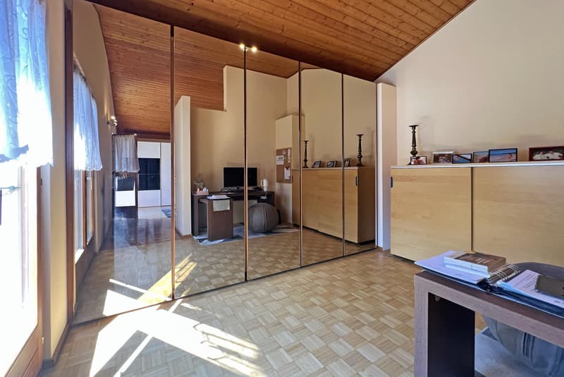 OCCASIONE-CASA 4.5 LOCALI CON GIARDINO E GROTTO A NOVAZZANO (7)