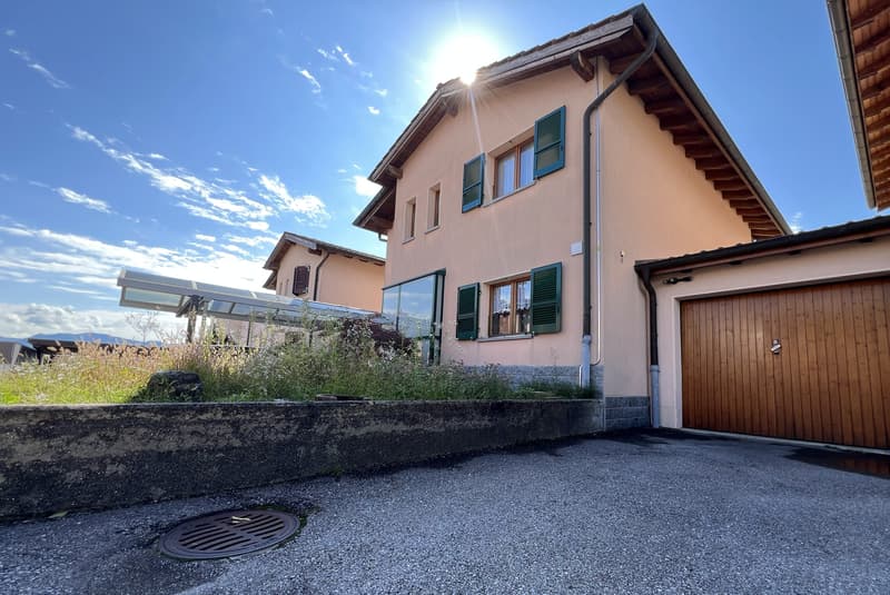 OCCASIONE-CASA 4.5 LOCALI CON GIARDINO E GROTTO A NOVAZZANO (10)