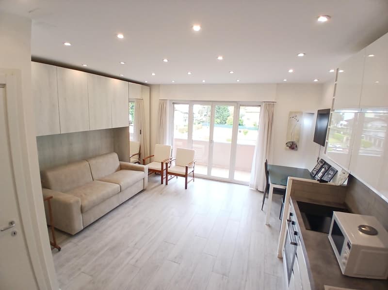 INVESTIMENTO - MONOLOCALE RINNOVATO CON BALCONE AD AGNO (1)