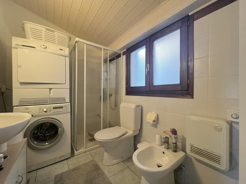 LUMINOSA CASA UNIFAMILIARE 3.5 LOCALI NEL VERDE A PIANDERA (5)