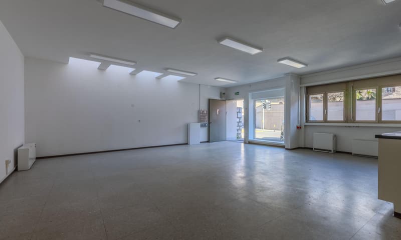 SPAZIOSA CASA 7.5 CON GIARDINO E AREA COMMERCIALE A CUREGLIA (8)