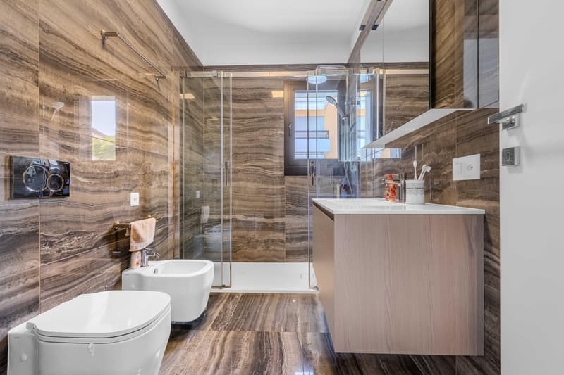 BELLISSIMO E MODERNO 2.5 CON AMPIA TERRAZZA A PREGASSONA (7)