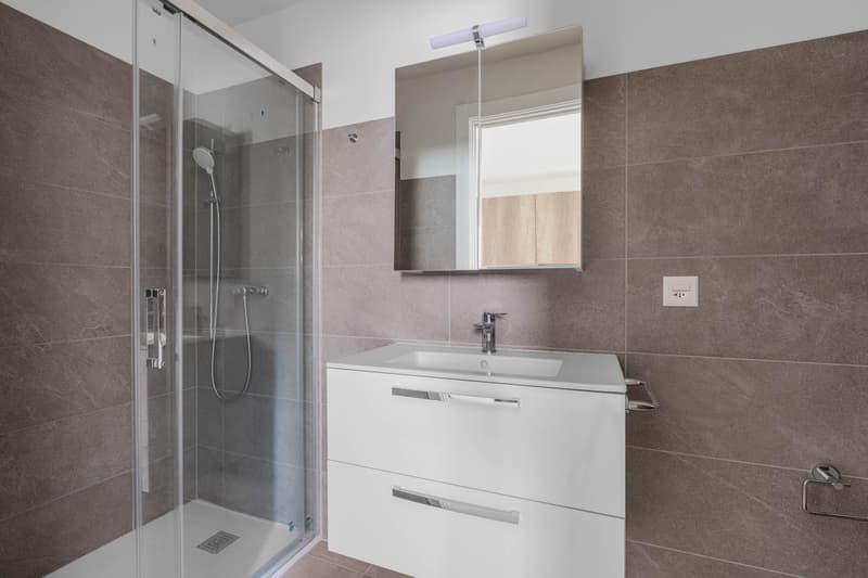 AMPIA CASA BIFAMILIARE 6.5 LOCALI A LOPAGNO IN CAPRIASCA (7)