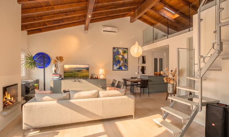 VILLA 5.5 LOCALI RINNOVATA CON VISTA LAGO APERTA A CAPOLAGO (1)