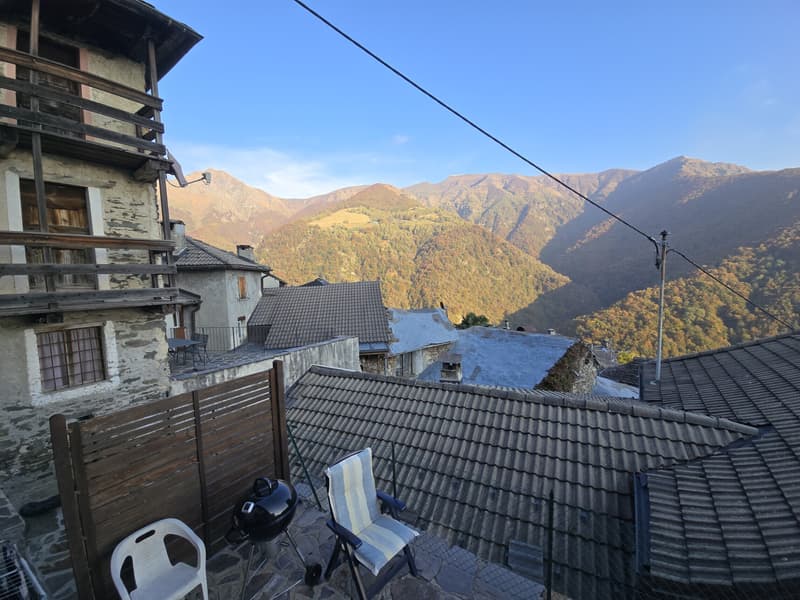 OCCASIONE - CARATTERISTICO RUSTICO 3.5 LOCALI NEL LOCARNESE (6)